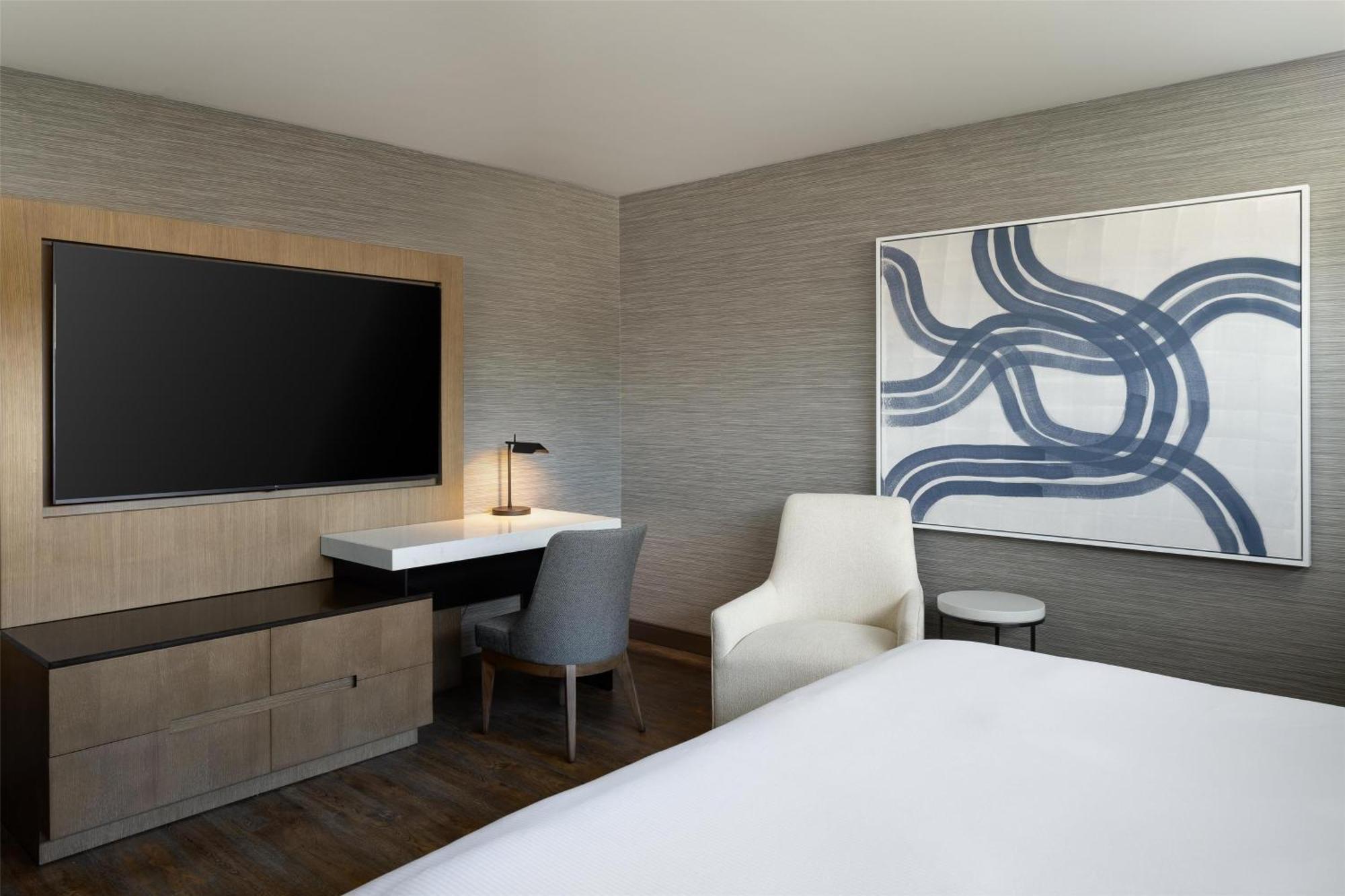 Doubletree By Hilton West Kelowna Exterior photo